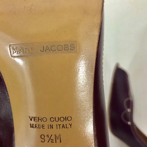 Marc Jacobs purple/maroon peep toe heels - Picture 6 of 8